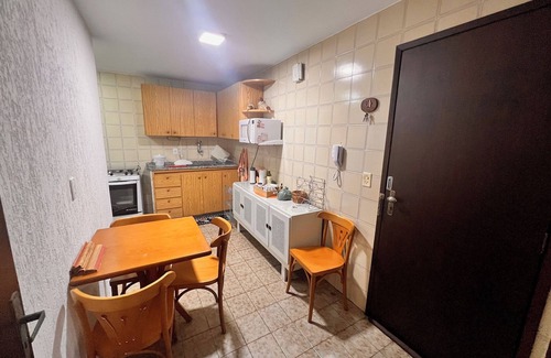 Jardim da Penha Apartment | Apartment 50 meters from Camburi Beach Promenade