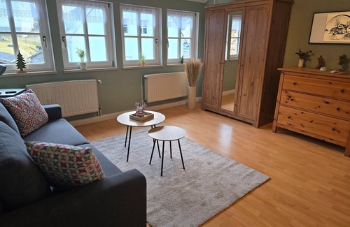 Pobershau Apartment | Apartment 'Molchner Stollen' with Mountain View and Wi-Fi