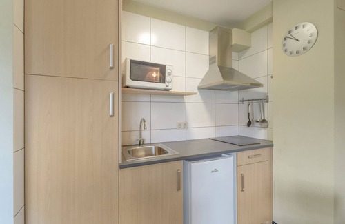 Sant Llorenc de Morunys Apartment | Apartment 'La Canal' with Mountain View, Private Terrace and Wi-Fi
