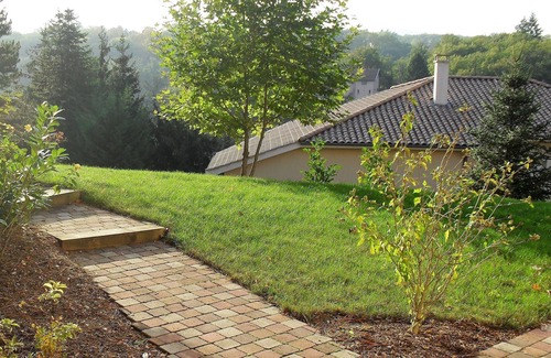 Charbonnieres-les-Bains House | Apartment RDJ in quiet property in the countryside, near Lyon