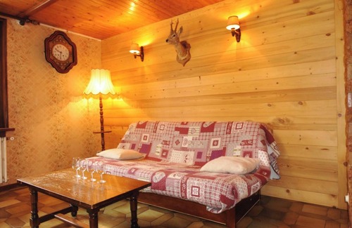 La Chapelle-d'Abondance Apartment | Apartment 'La Corne' with Mountain View, Private Terrace and Balcony