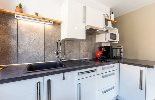 Saint-Etienne-de-Cuines Apartment | Apartment 'Le Glandon' with Mountain View, Balcony and Wi-Fi