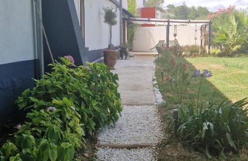 Saint-Hilaire-de-Brethmas Apartment | Apartment with swimming pool, wifi