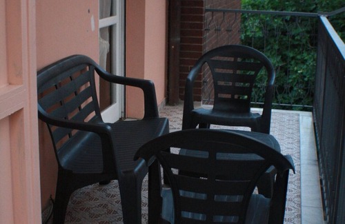 Borghetto Santo Spirito Apartment | Apartment 'Il Fosso' with Sea View, Wi-Fi