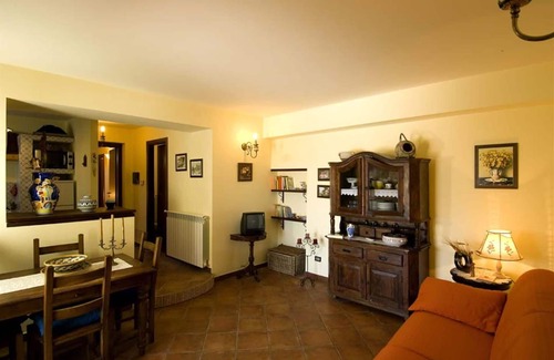 Collesano Villa | Apartment in villa with WIFI, A/C, pool, TV, patio, panoramic view, parking, close to Cefalù