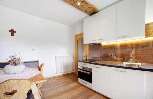 Ultimo Apartment | Apartment 'Oberhof Apt Mutegg' with Mountain View, Shared Terrace and Wi-Fi