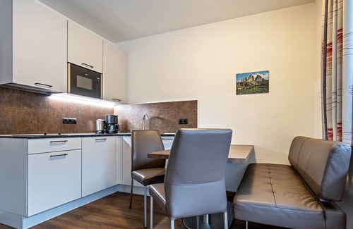 San Giovanni Apartment | Apartment "Residence Griesfeld 45" with Mountain View, Shared Pool & Wi-Fi