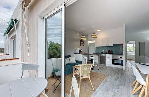 Cala en Porter Apartment | Apartment 'Ca Nostra' with Balcony and Wi-Fi