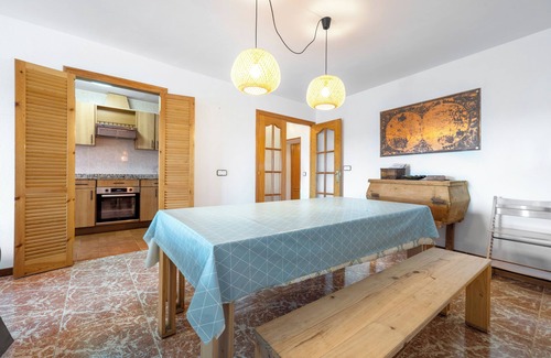 Penarroya de Tastavins Apartment | Apartment 'Casa El Ferrer' with Mountain View, Private Terrace and Wi-Fi