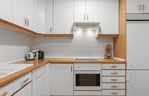 Puerto Banus Apartment | Apartment in Playas del Duque for 4 people| Casa Sevilla 413