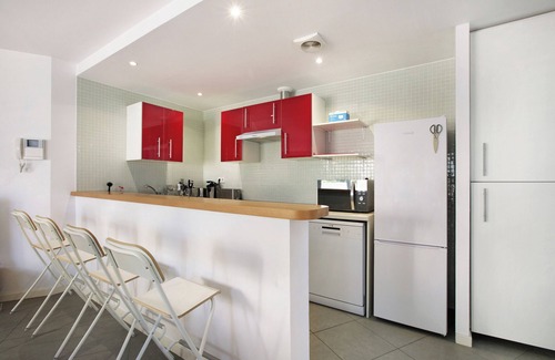 El Medano Apartment | Apartment 'Los Martínez Duplex' with Sea View, Shared Pool and Wi-Fi