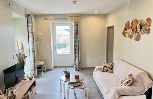 Saint-Julien-Chapteuil Apartment | Apartment "soleil" terrace private parking