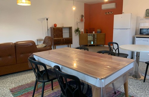 Saint-Martin-d'Ardeche Apartment | Apartment with terrace in the village center