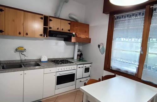 Rivarotta Apartment | Apartment 'Oliva's House' with Private Garden, Wi-Fi and Air Conditioning