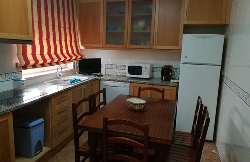 Sao Martinho do Porto Apartment | Apartment with 2 bedrooms only 100 meters fro .
