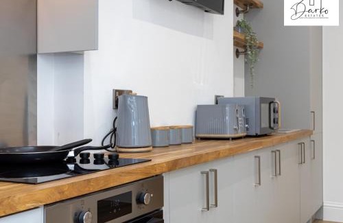 Walkden Apartment | Apartment 1 - Beautiful 1 Bedroom Apartment Near Manchester