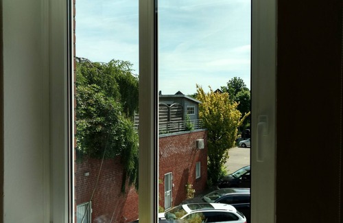 Hittfeld Apartment | Apartment 1, beautiful centrally located apartment