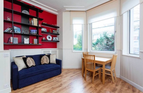 Addison Apartment | Apartment ∙ 1 bedroom ∙ 4 guests