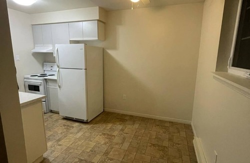 Aylmer Apartment | Apartment 1
