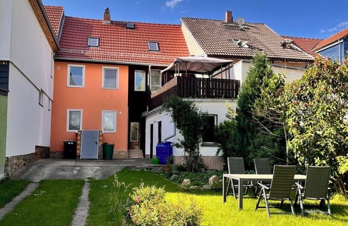 Blankenhain Apartment | Apartment '1 Ferienwohnung Junghanß' with Private Terrace, Private Garden and Wi-Fi