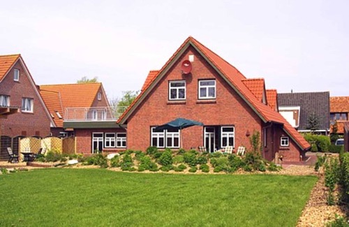 Bensersiel Apartment | Apartment 1 - House Sandbank