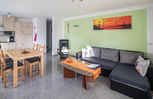 Bad Saulgau Apartment | Apartment 1 in “Haus Ruther” near Thermal Bath with Wi-Fi, Balcony & Garden