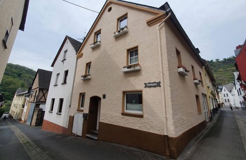 Alken Apartment | Apartment 1 (Obergeschos) - Apartments on Fallertor