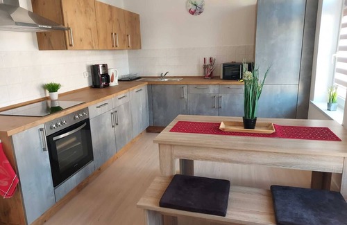 Furth Apartment | Apartment 1 Red - Apartments in Chemnitz