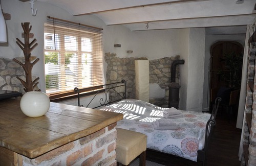 Karben Apartment | Apartment 1 room in historic Hofreite in Karben, near Frankfurt am Main