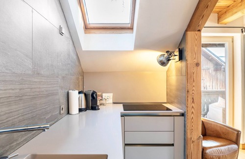 Seefeld Pedestrian Zone Apartment | Apartment '1 - Suite' with Mountain View, Balcony and Wi-Fi