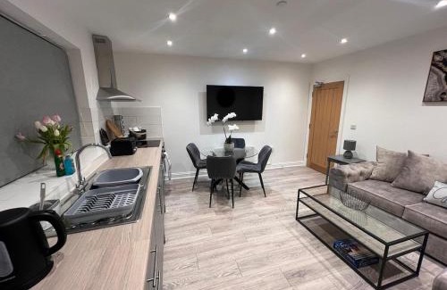 Ebbw Vale Apartment | Apartment 1 The Baileys Cwm 2 Bedroom Sleeps 4