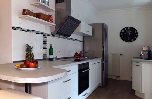 Binz Apartment | Apartment 1 Villa Eden Binz, 92 sqm, 3-room, 6 persons, close to the beach, parking incl.