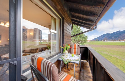 Grassau Apartment | Apartment 1 with Mountain View, Wi-Fi & Balcony