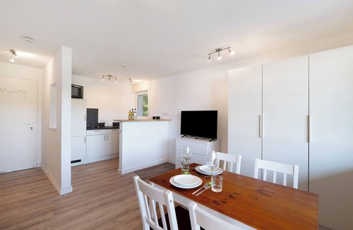 Bad Liebenzell Apartment | Apartment '1-Zimmer Am Hochwald' with Private Terrace, Private Garden and Wi-Fi