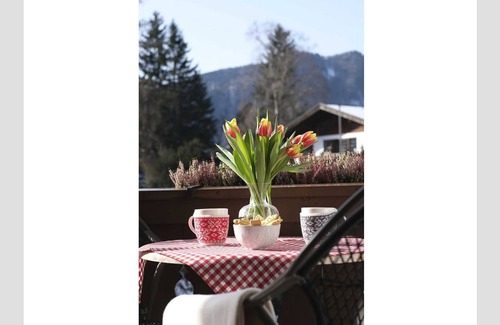 Rottach Apartment | Apartment 10, Apartmenthaus an der Rottach - Holiday apartment 10 in the Apartmenthaus an der Rottach
