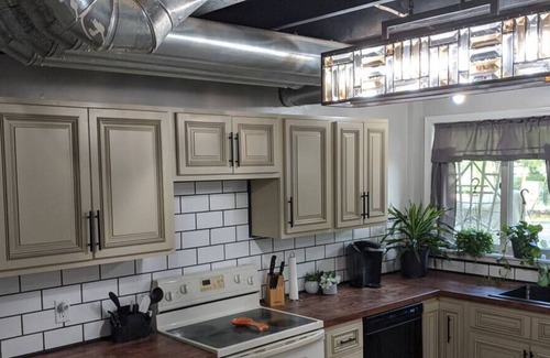 Holcomb Apartment | Apartment 10 minutes from Canandaigua Lake!