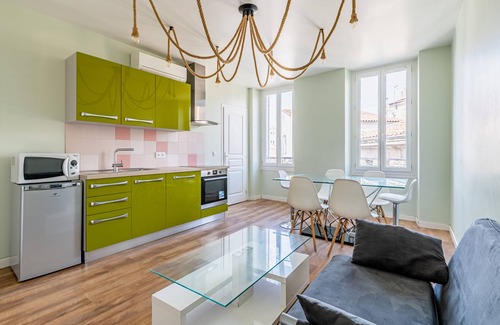 Notre-Dame du Mont Apartment | Apartment 100m from Cours Julien in Marseille