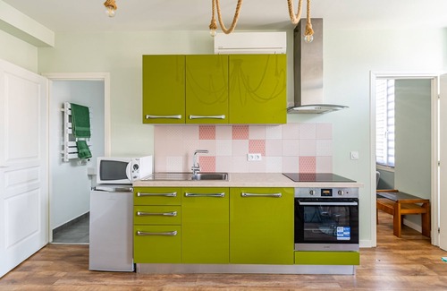 Notre-Dame du Mont Apartment | Apartment 100m from Cours Julien in Marseille