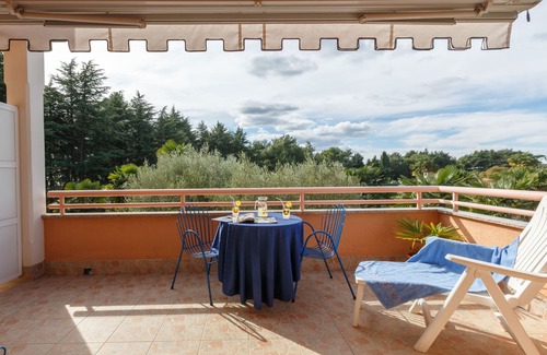 Novigrad Apartment | Apartment 101 in Villa Baissero, 40m from the beach