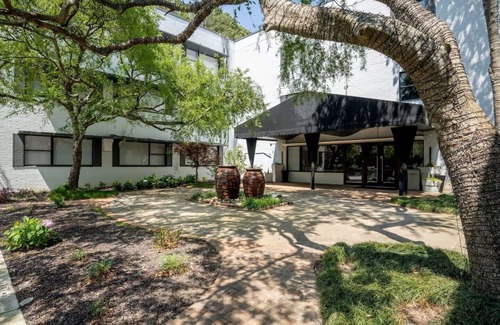 North Buckhead Apartment | Apartment 102
