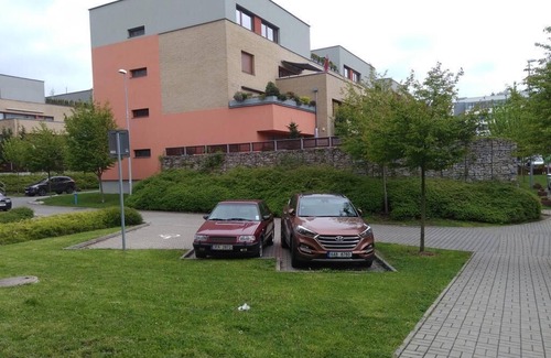 Michle Apartment | Apartment 12 min (tram) from city centre