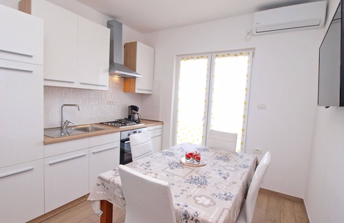 Vintijan Apartment | Apartment 1366