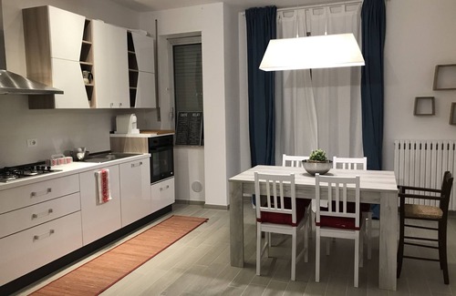 Villa Rosa House | Apartment 150 mt from the sea with terrace and private garden.