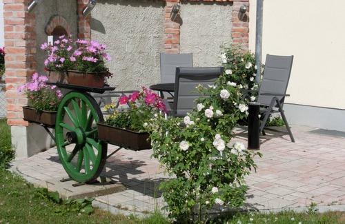 Furstenfeldbruck District Apartment | Apartment 1st floor - Weberhof