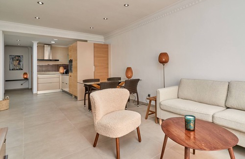 Nerja Apartment | Apartment '1st Line Burriana, Nerja' with Sea View, Wi-Fi and Air Conditioning