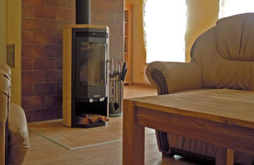 Kranichfeld Apartment | Apartment 2, 2 bedrooms with double bed, 2 extra beds (1 x bedroom, 1 x living area).