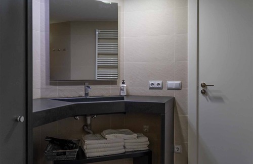 Olot Apartment | APARTMENT 2-3