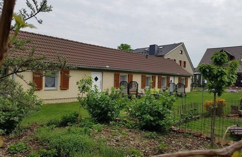 Byhleguhre Apartment | Apartment 2, bedroom, living room with kitchen, shower/WC, terrace - Spreewald-Ferienwohnung Keym