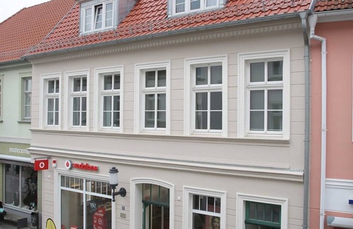 Greifswald Apartment | Apartment 2 - HGW apartments on the market Leila Leide