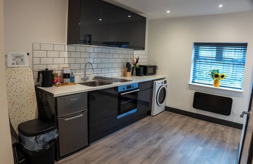 Ilkeston Apartment | Apartment 2 - Ilkeston Perfect Contractor Stay